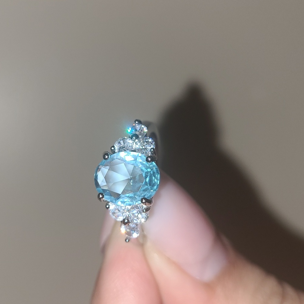 Sterling Silver Blue Crystal Ring Size 9